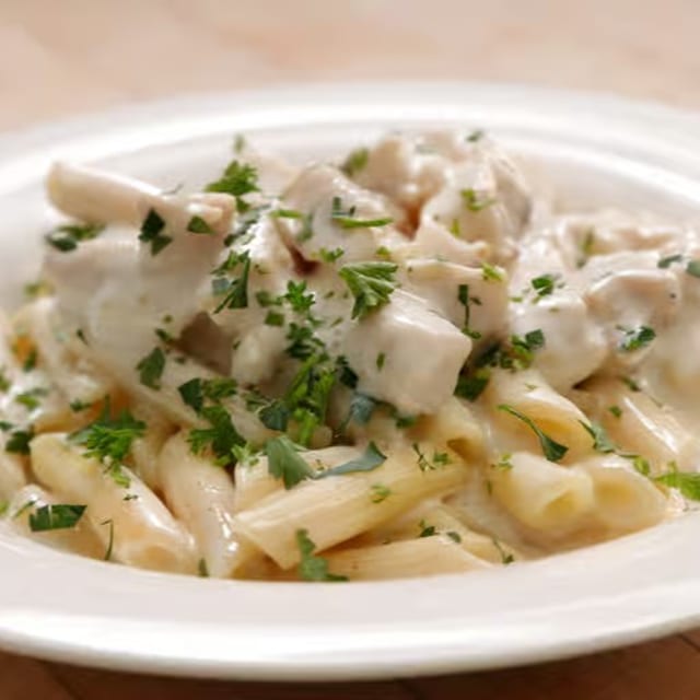 Chicken Alfredo Pasta.